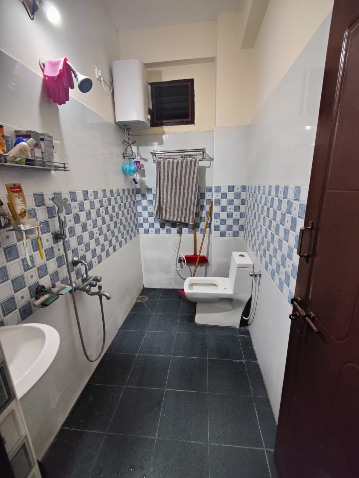 Additional Listing Image
